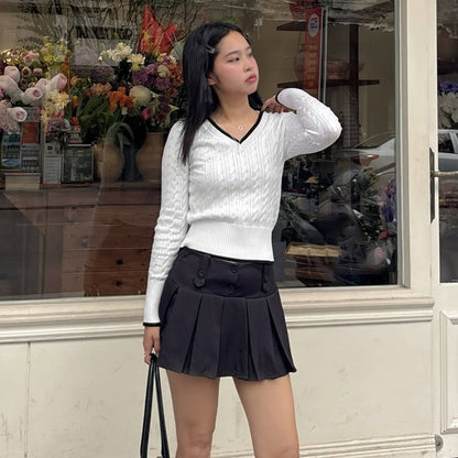 V-Neck Color Block Cable Knit Sweater Basic Top Short Length Casual Chic